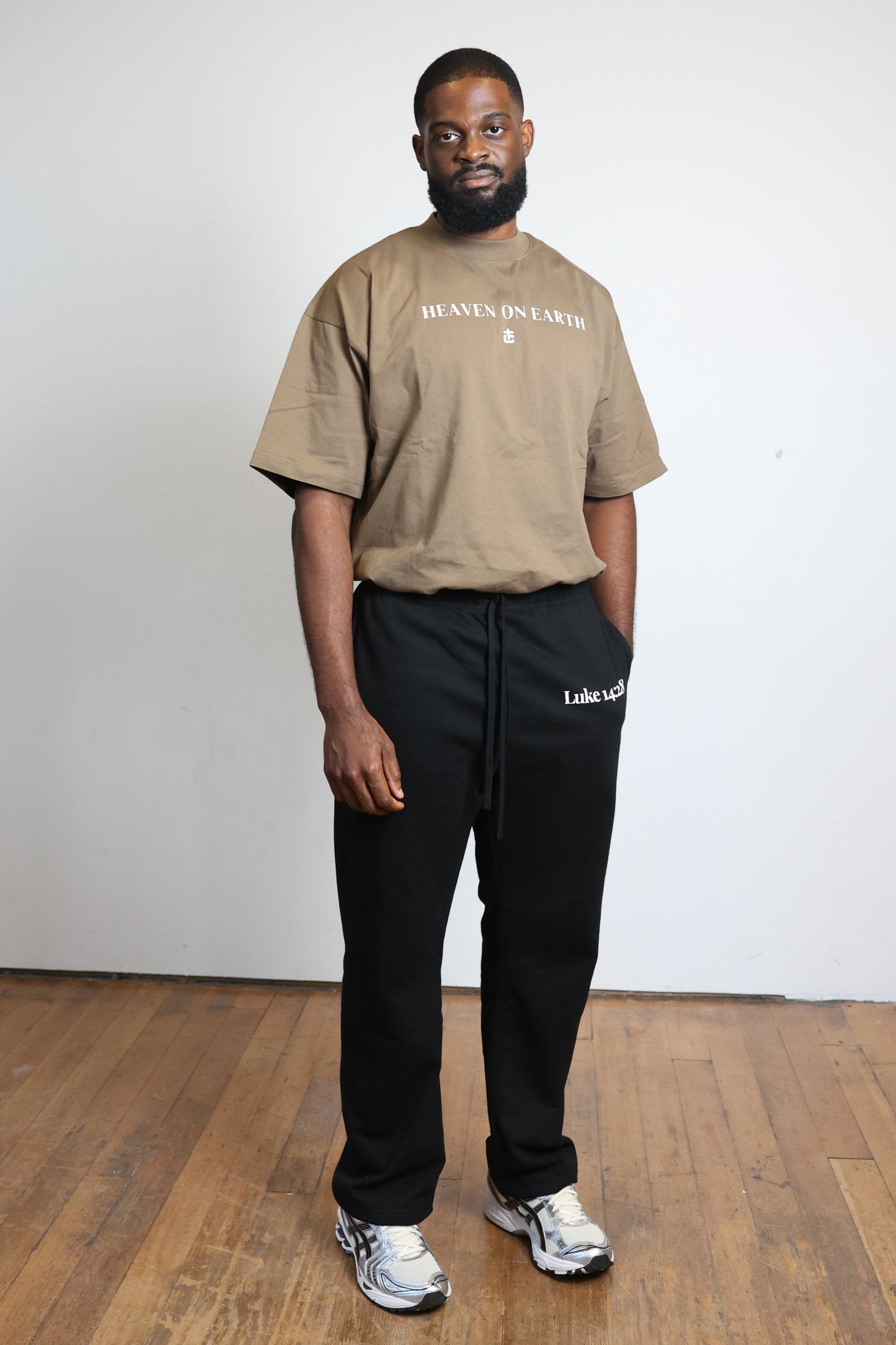HEAVEN ON EARTH TEE